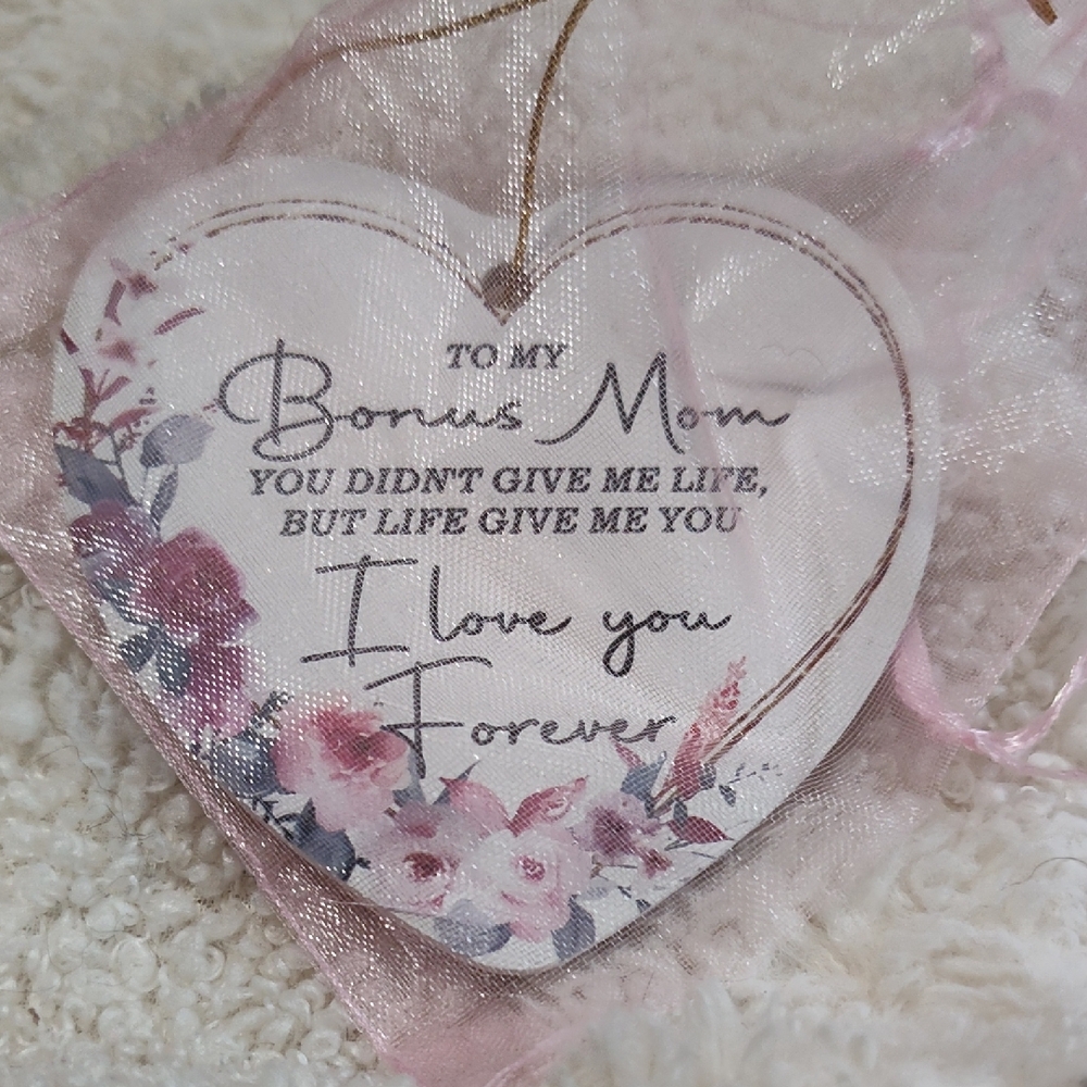 Bonus Mom Heart-Shaped Floral Plaque